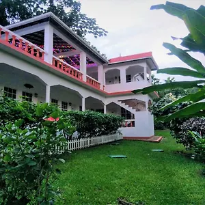 Gasthuis Polish Princess Port Antonio